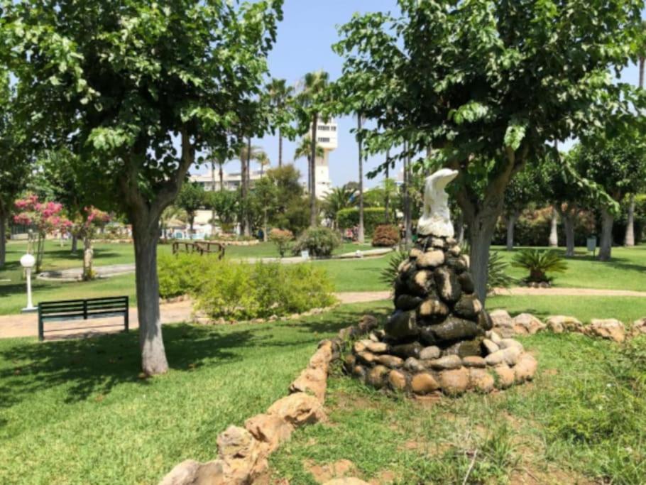 Edén Costa Lago PRIMERA LÍNEA DE MAR Torremolinos Exterior foto